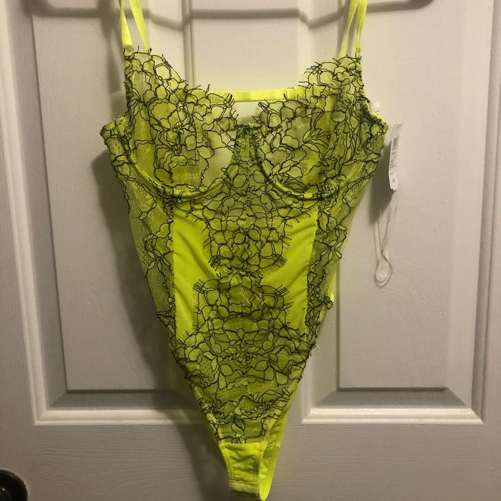 Neón Yellow Bodysuit